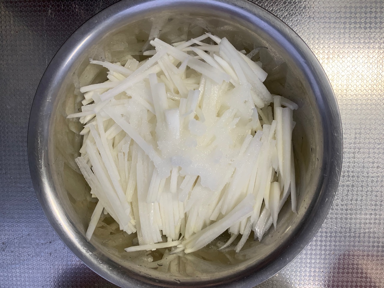 干饭人之酸萝卜炒粉