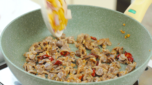 干锅麻香鸡胗