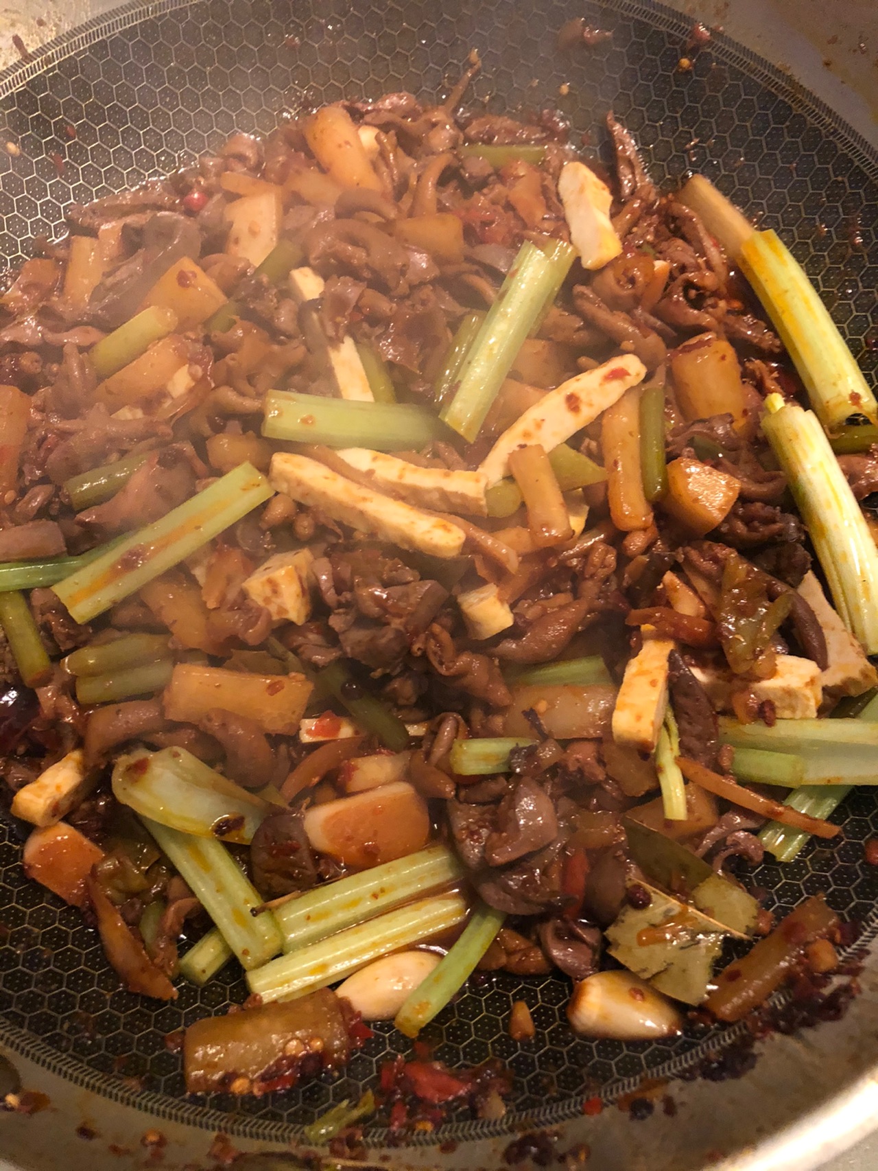 干锅泡菜鸡杂