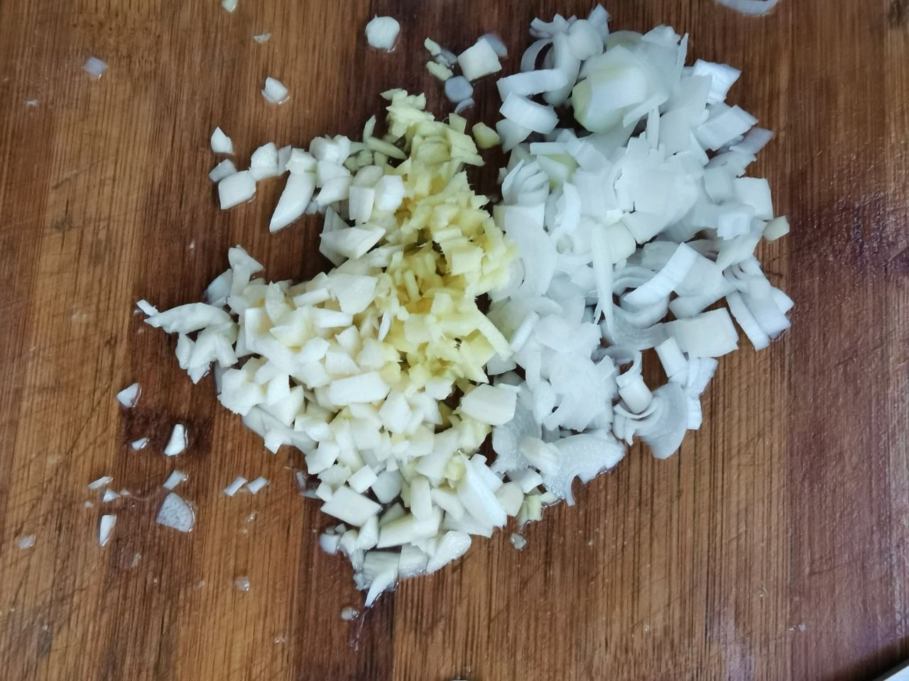 干锅手撕包菜