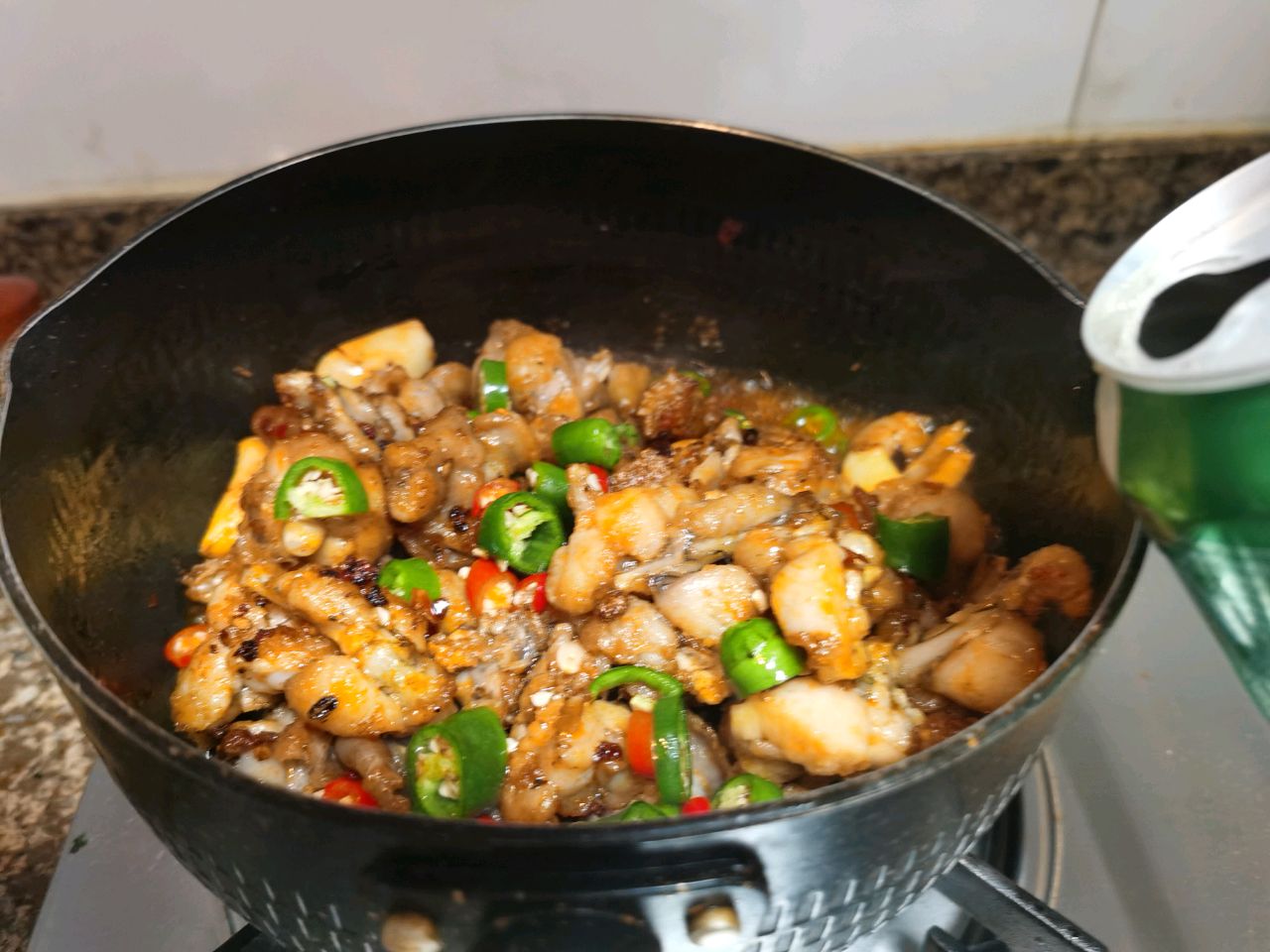 干锅土豆牛蛙