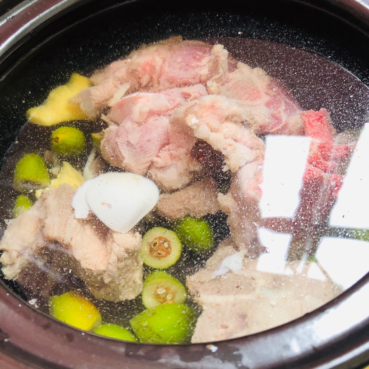 橄榄煲猪扇骨