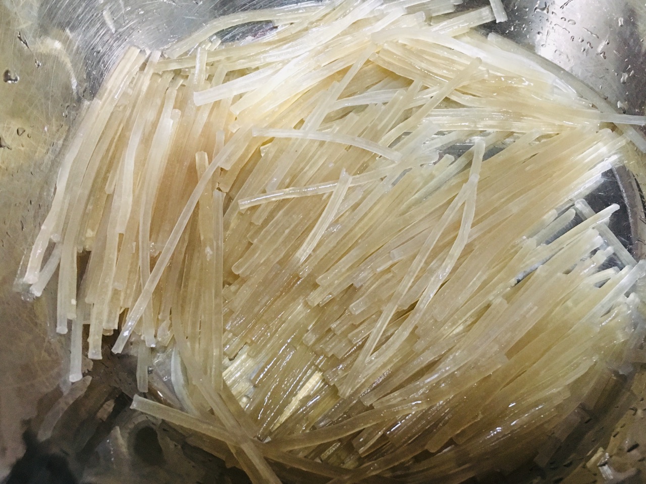 甘蓝粉条小虾皮