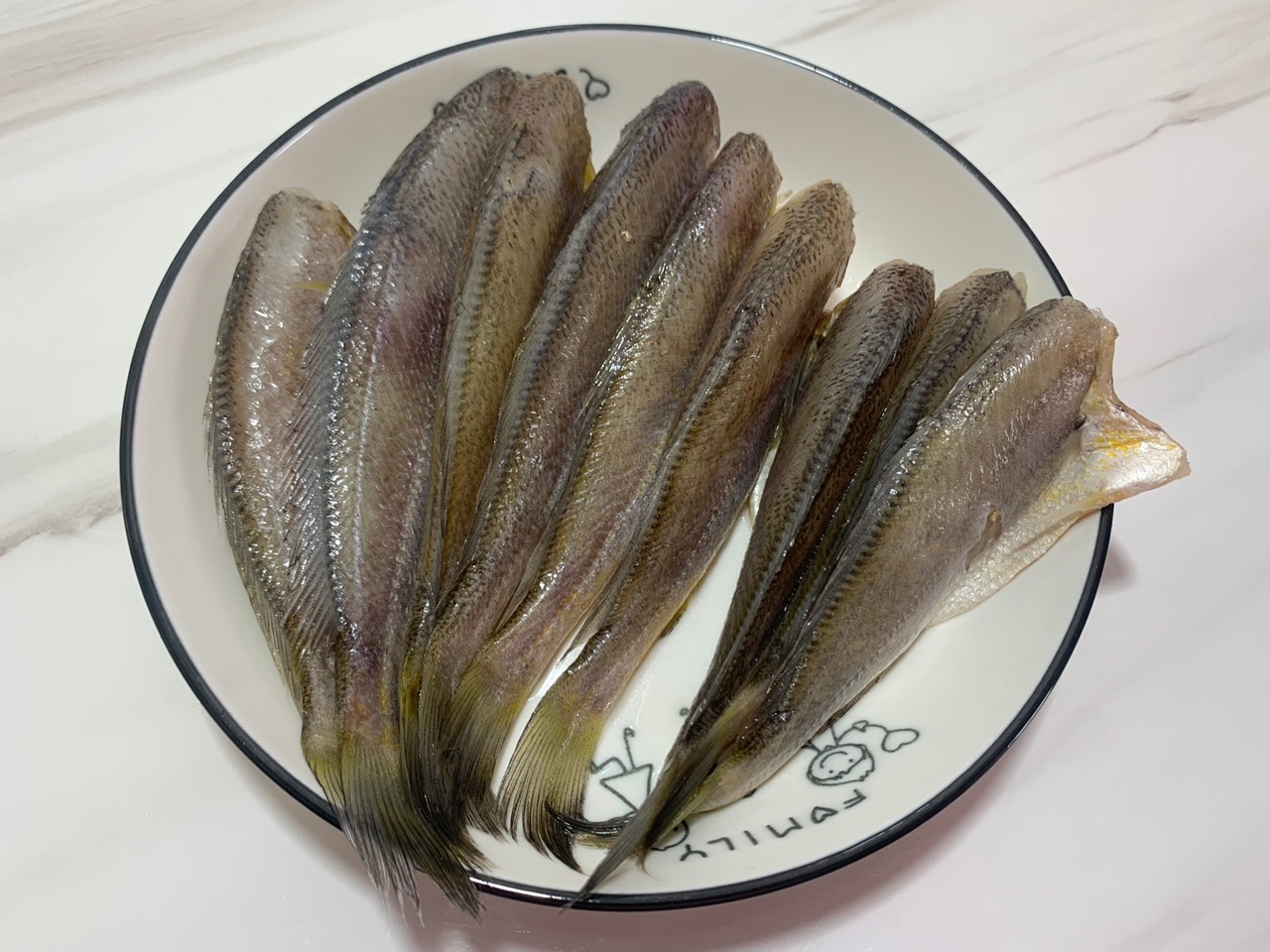 干炸香酥小黄鱼
