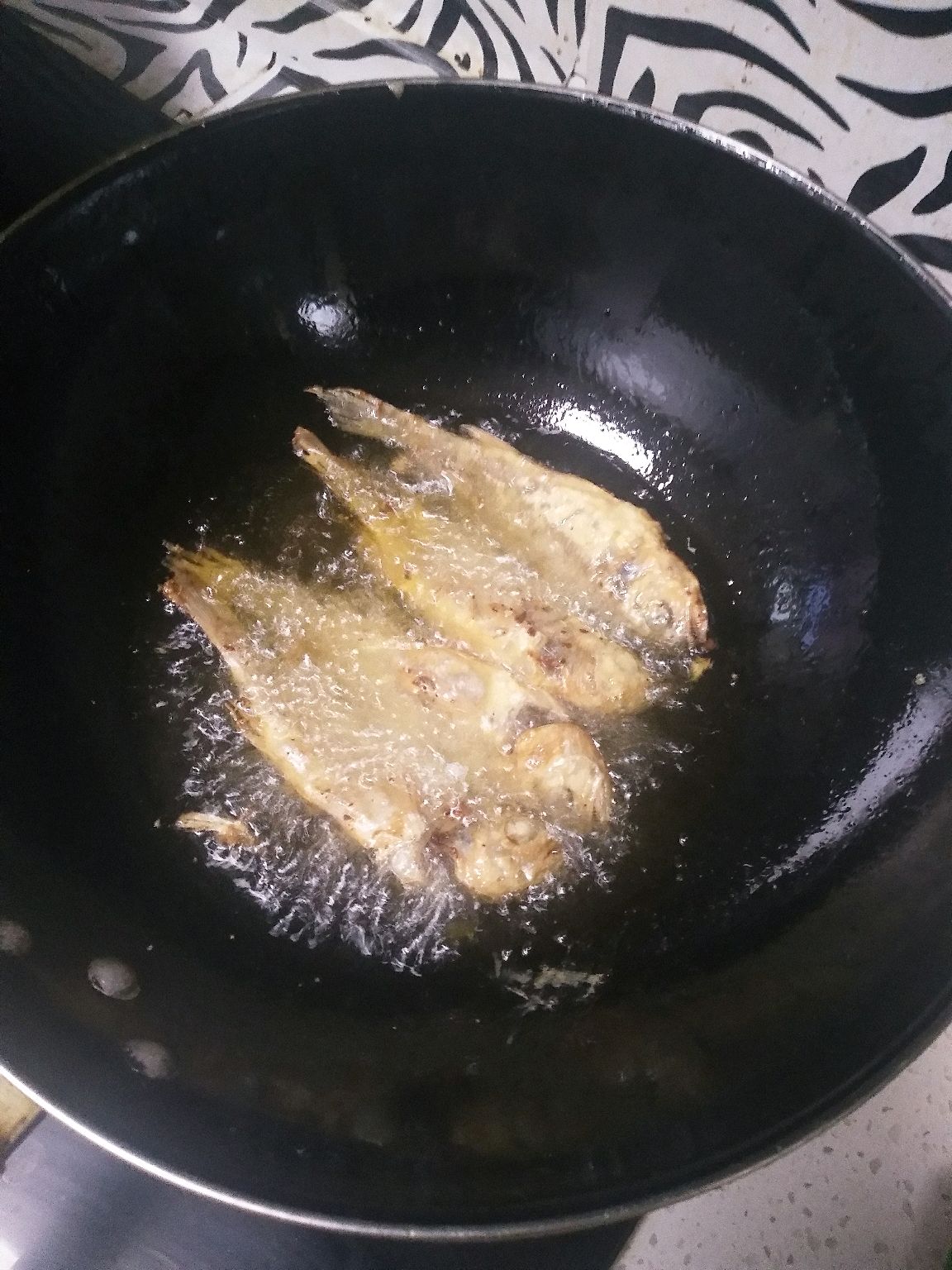 干炸小黄花鱼