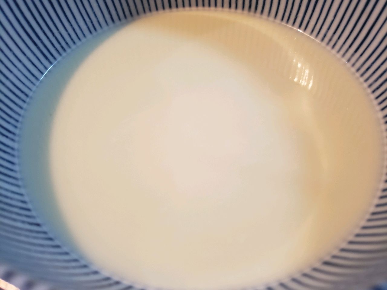 甘蔗鲜奶