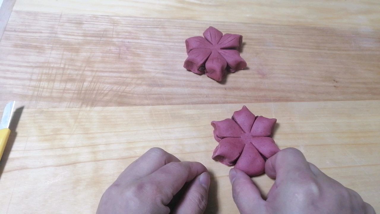 高颜值鲜花饼