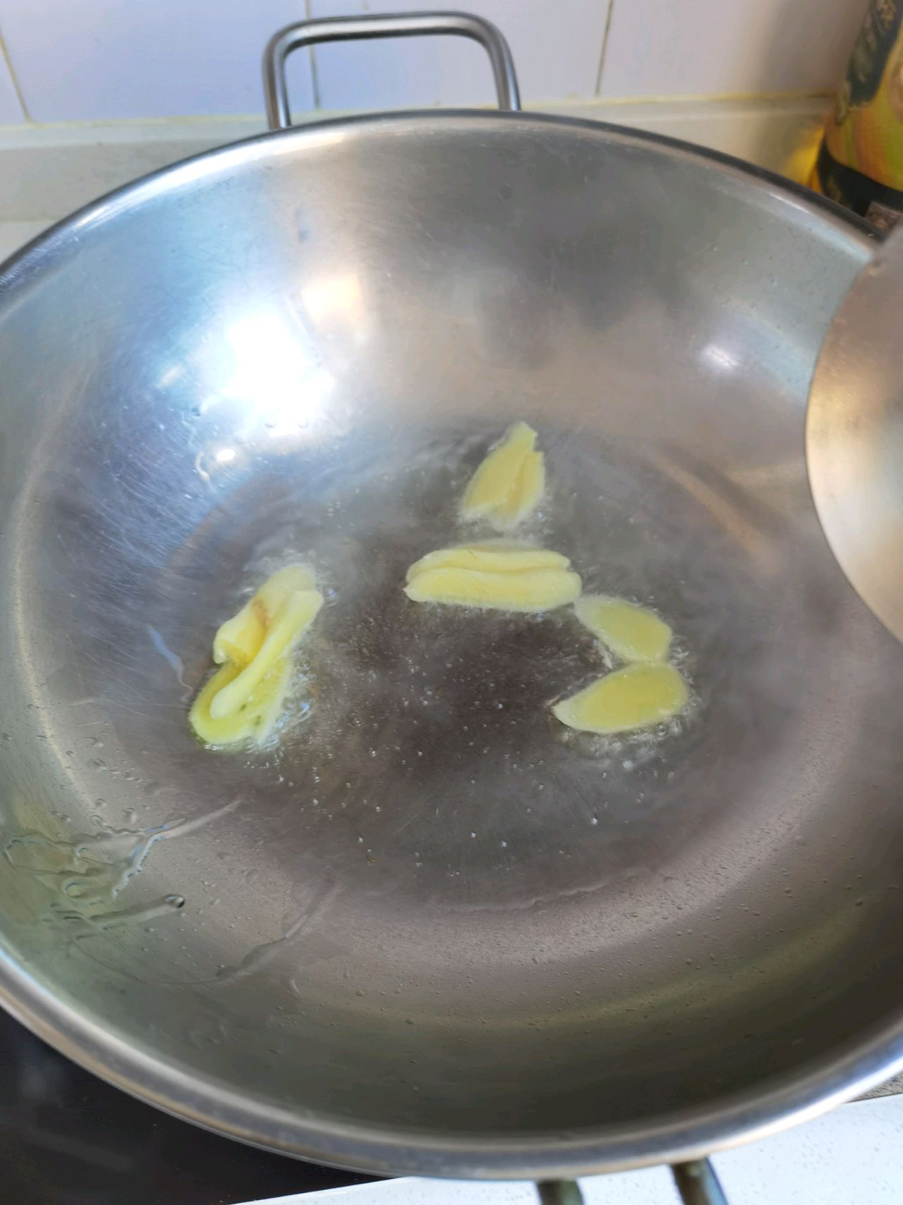 蛤蜊烧鸡块