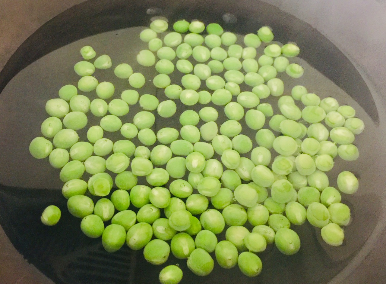 隔着屏幕都能闻到香味的-豌豆炒碎肉