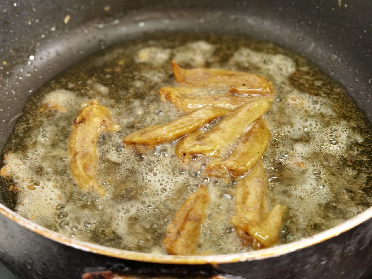 给年夜饭添道菜叭带鱼鸡翅干锅