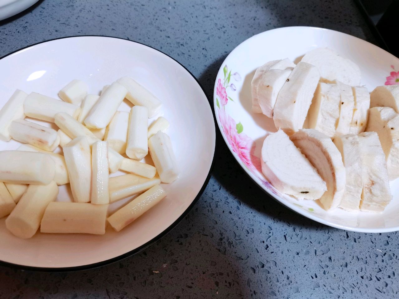 广东老火靓汤：筒骨葛根淮山汤
