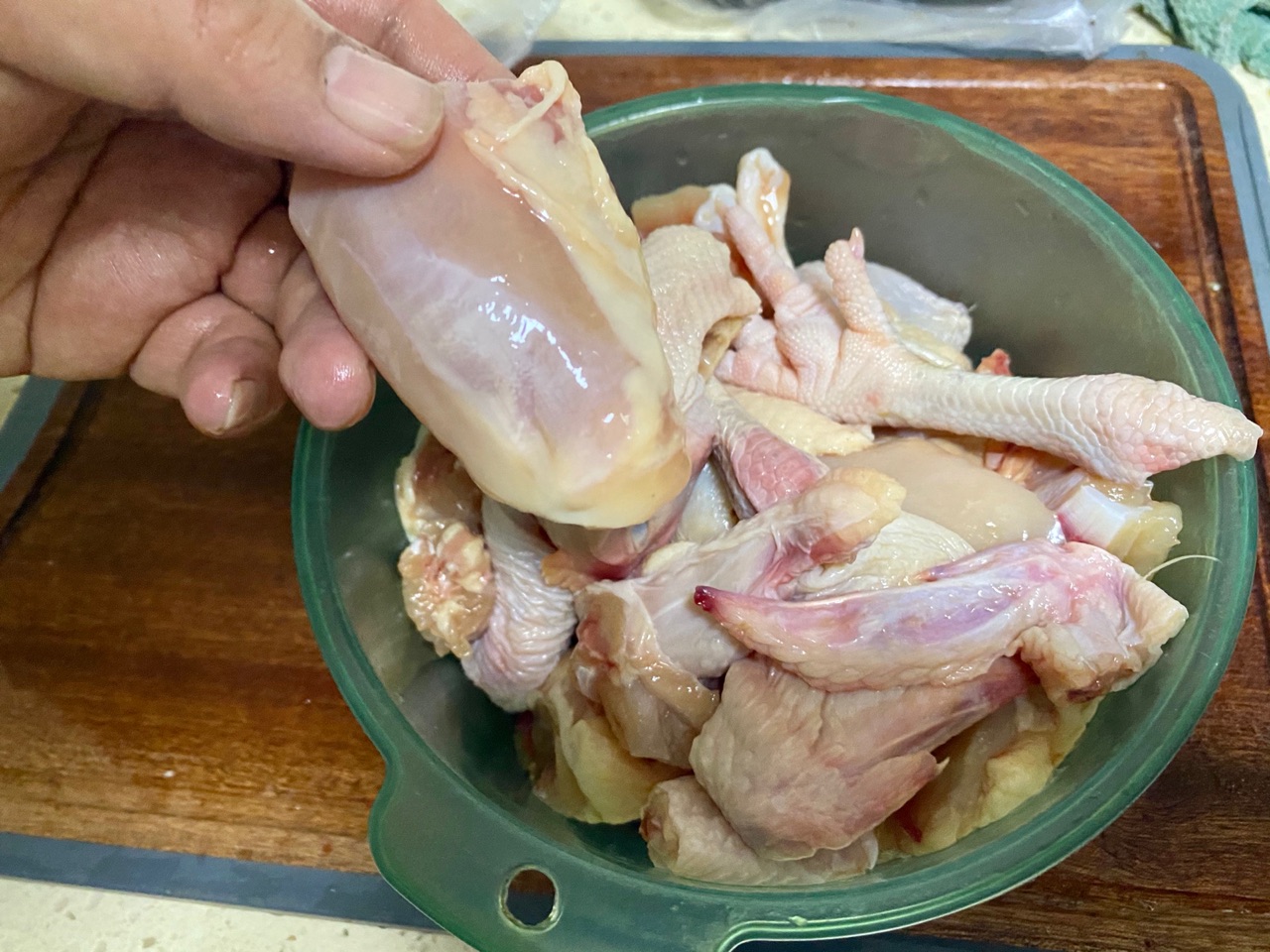 广东名菜-鲍鱼鸡煲