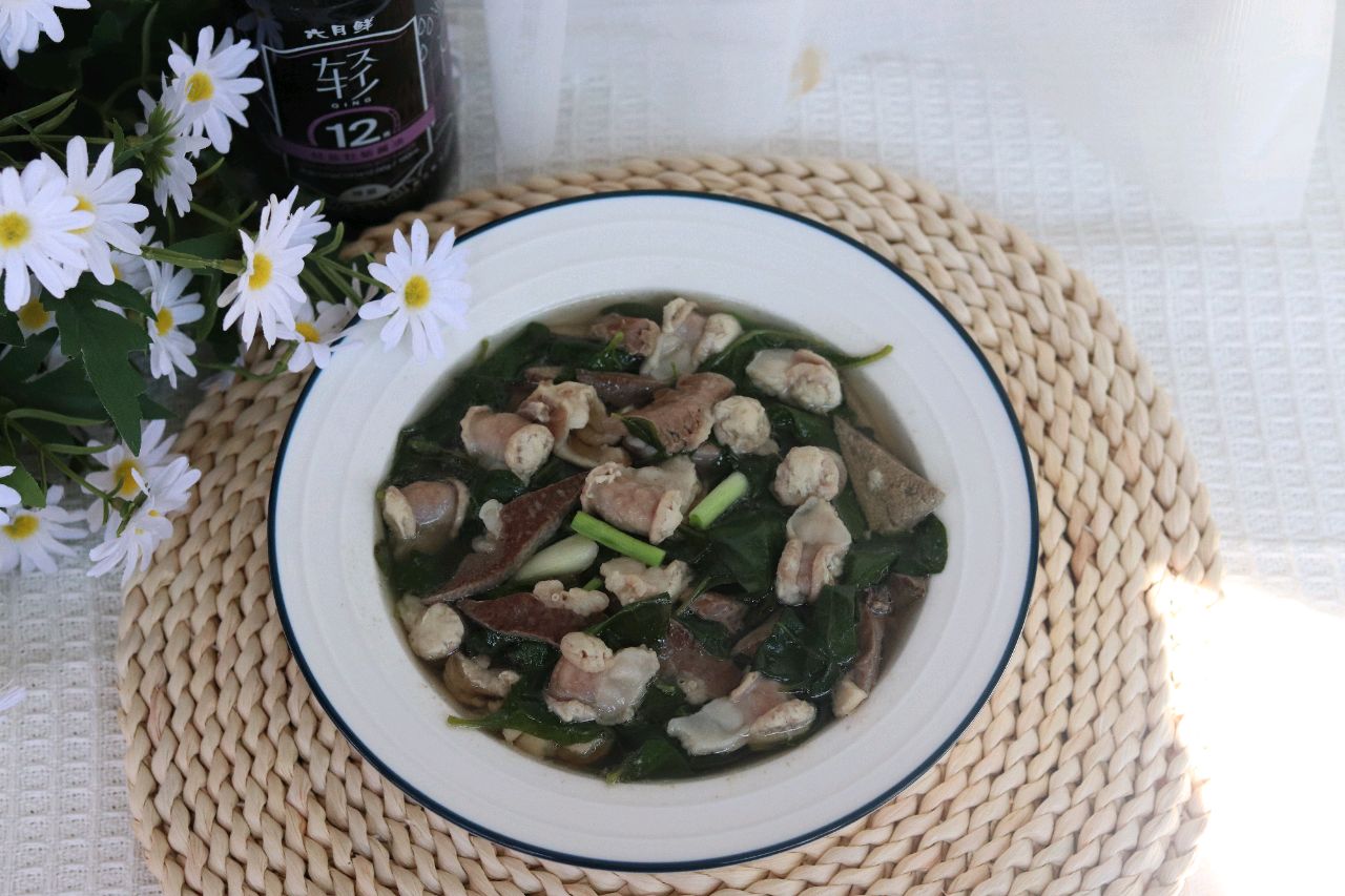 广东特色猪杂枸杞汤