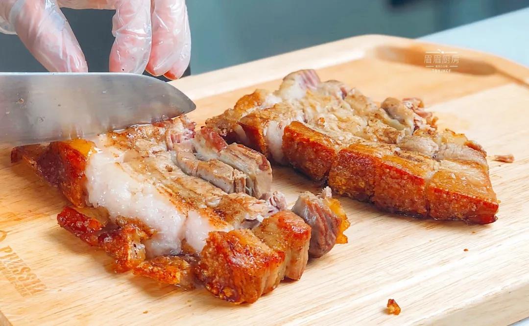 广式脆皮烧肉