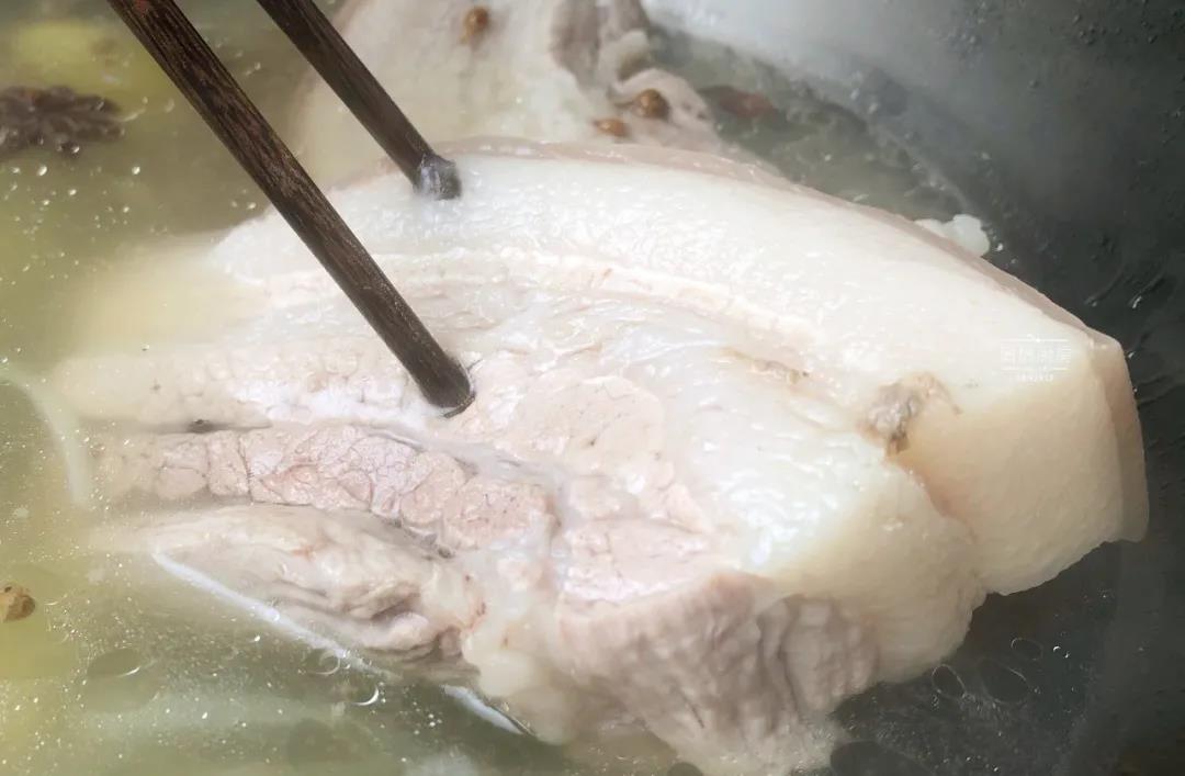 广式脆皮烧肉