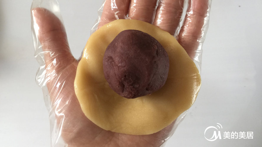 广式豆沙月饼