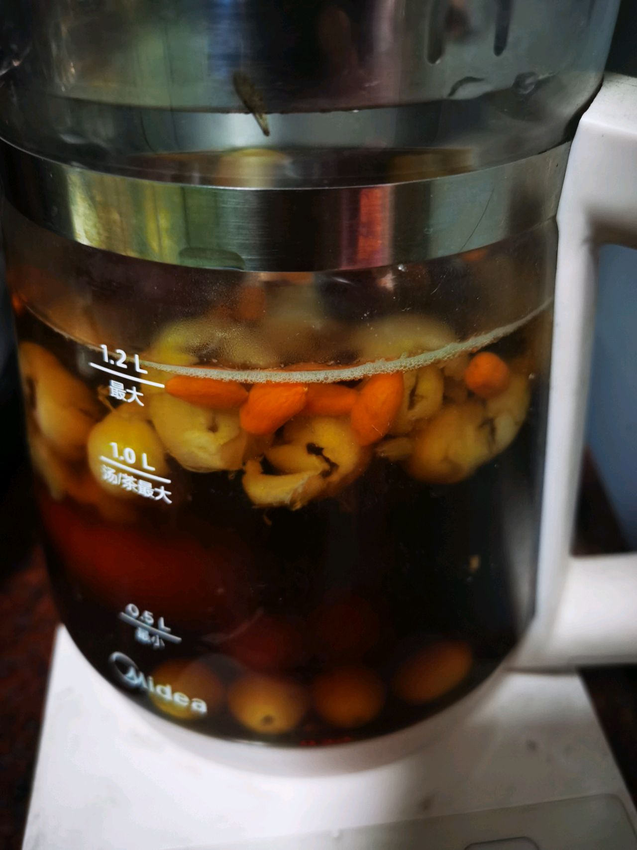 广式甜品：红枣桂圆鸡蛋糖水
