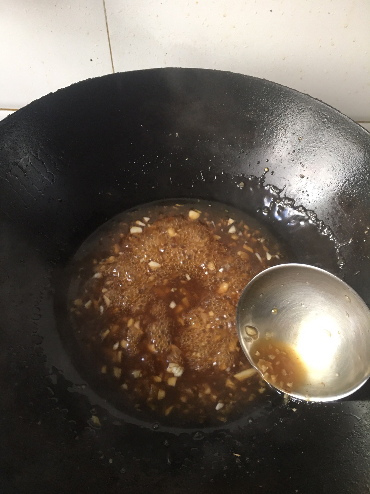 锅爆两样
