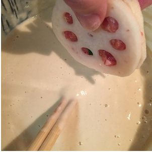 过年菜肴炸藕夹