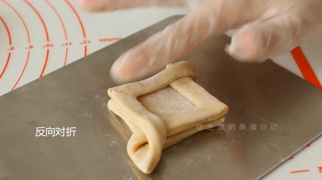 过年宅家做面包 | 奶茶卡仕达小餐包