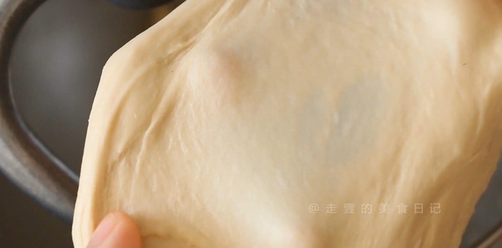 过年宅家做面包 | 奶茶卡仕达小餐包