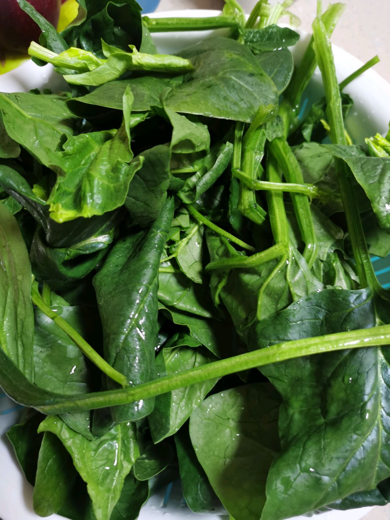 果仁芝麻拌菠菜