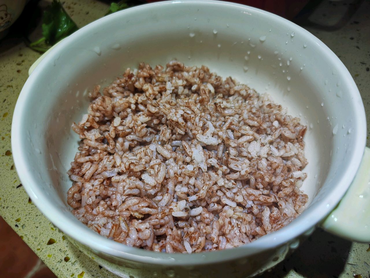 裹肉的洋葱圈盖饭