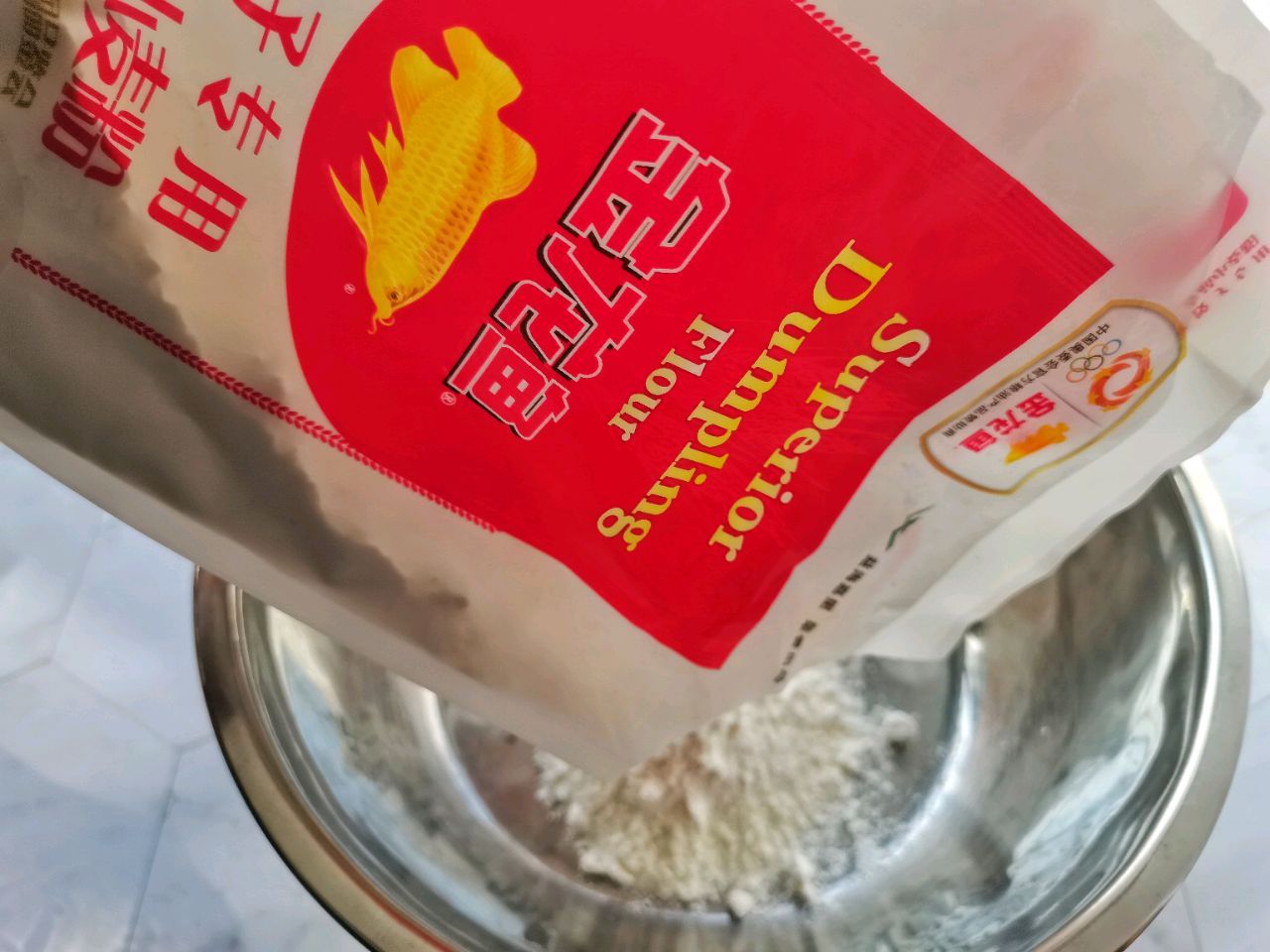 锅贴这样做老人小孩都爱吃