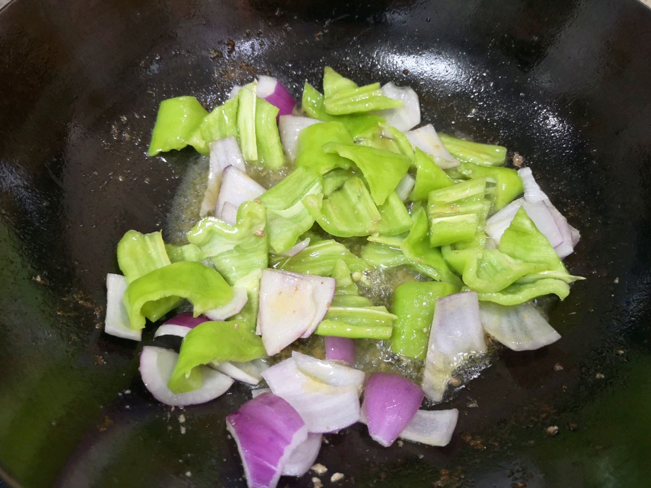 过油肉拌面