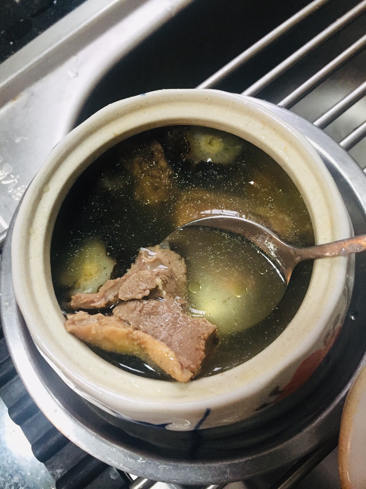 海参炖鸽
