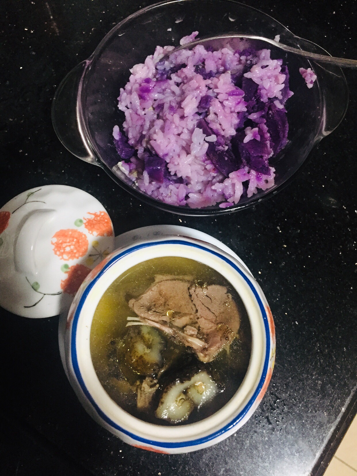 海参炖鸽
