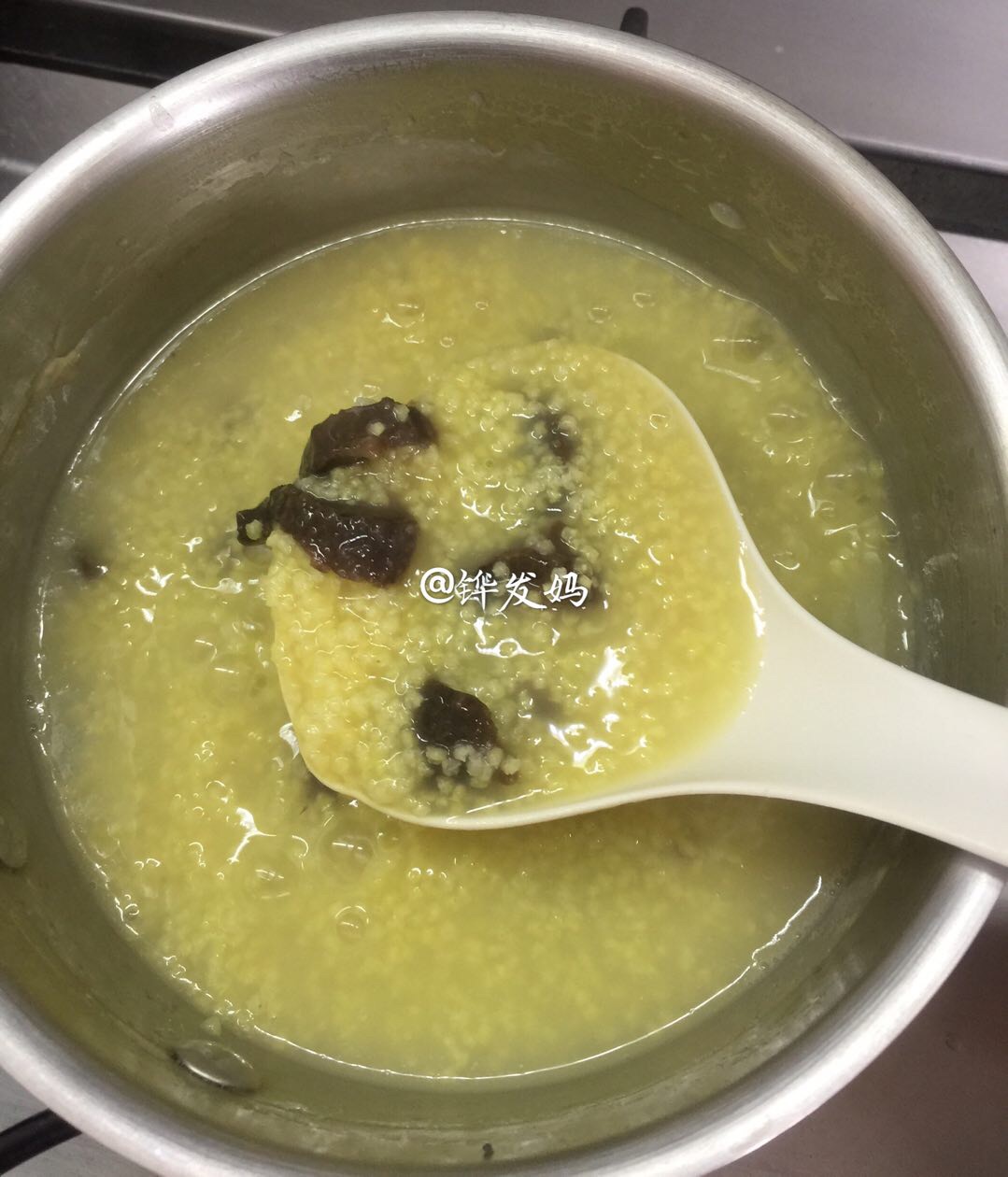 海参干贝小米粥
