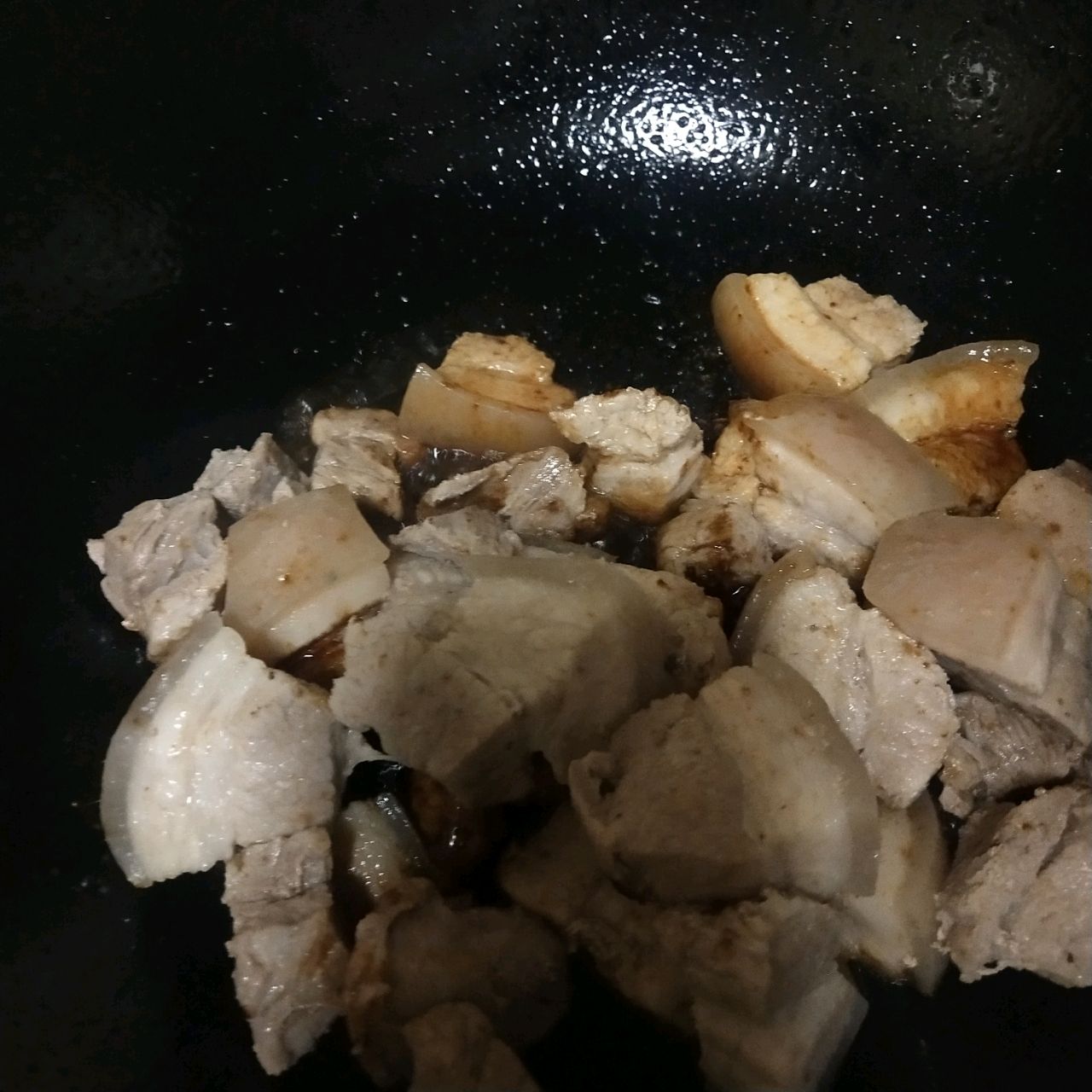 海参红烧肉