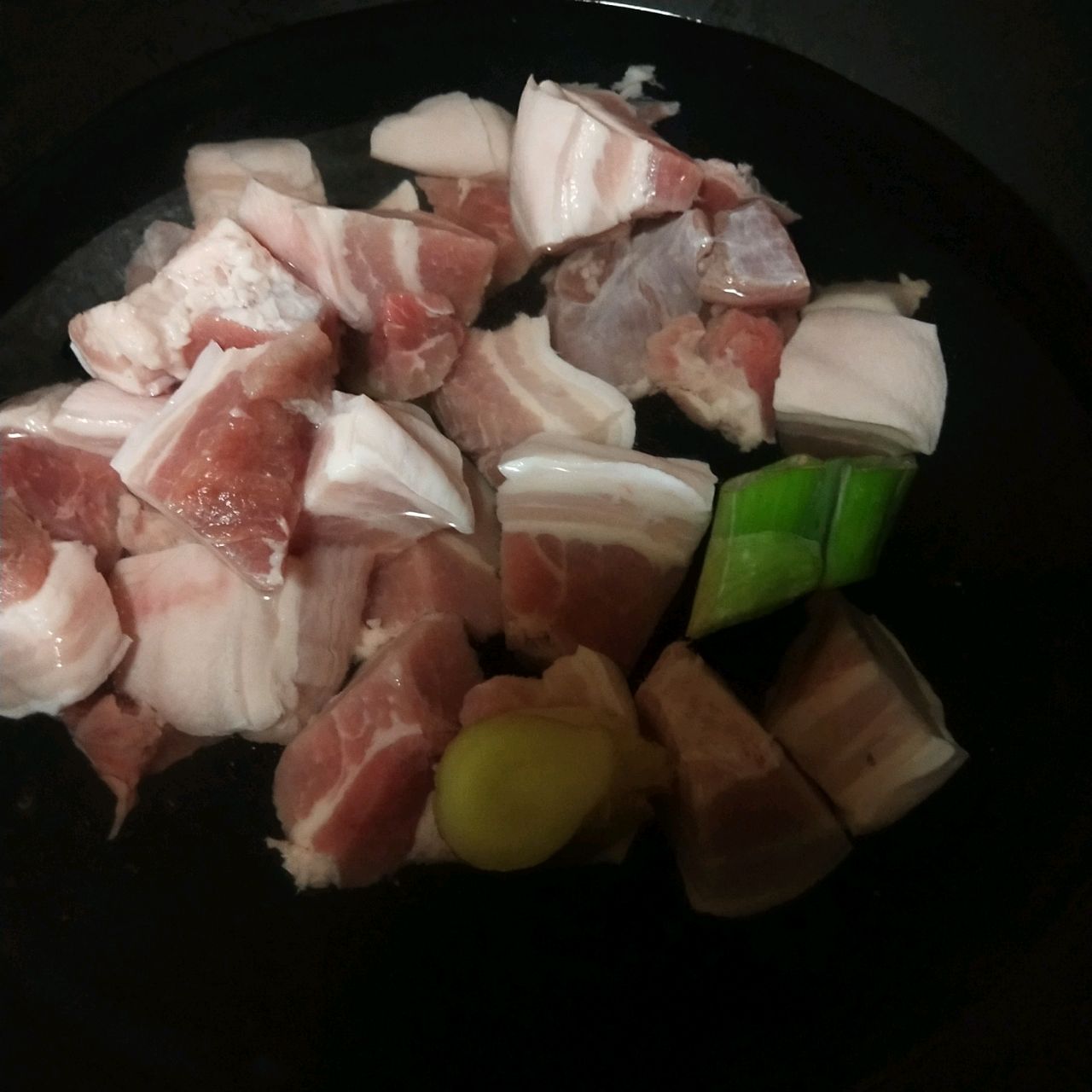 海参红烧肉