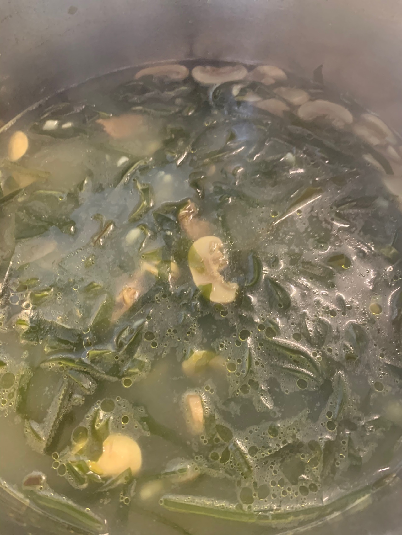 海带丝牛肉汤