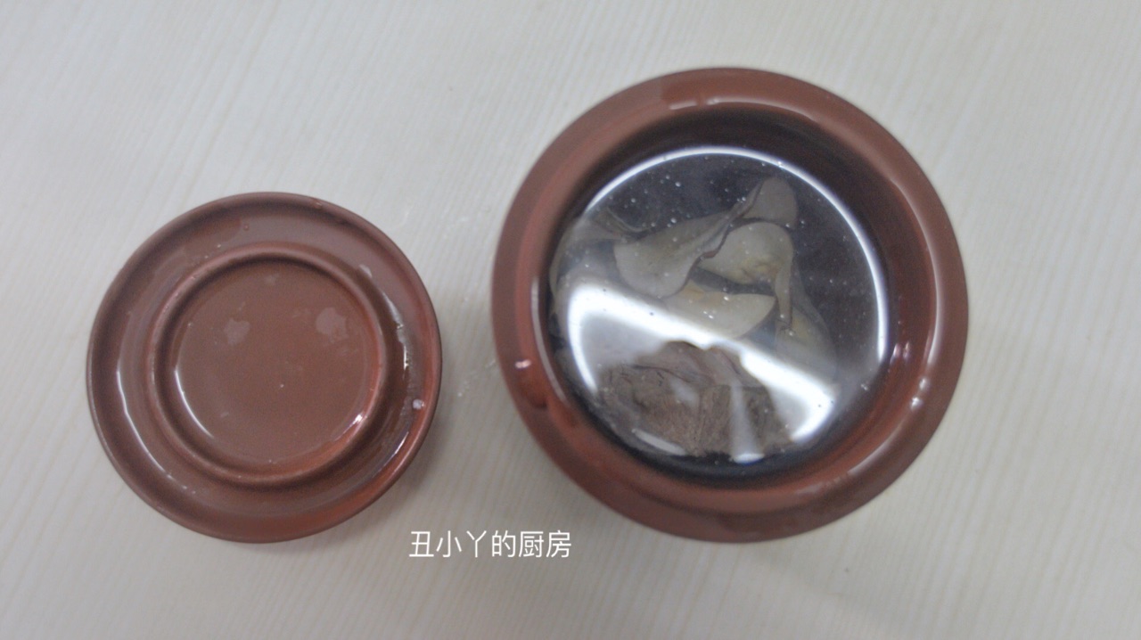 海底椰无花果排骨汤