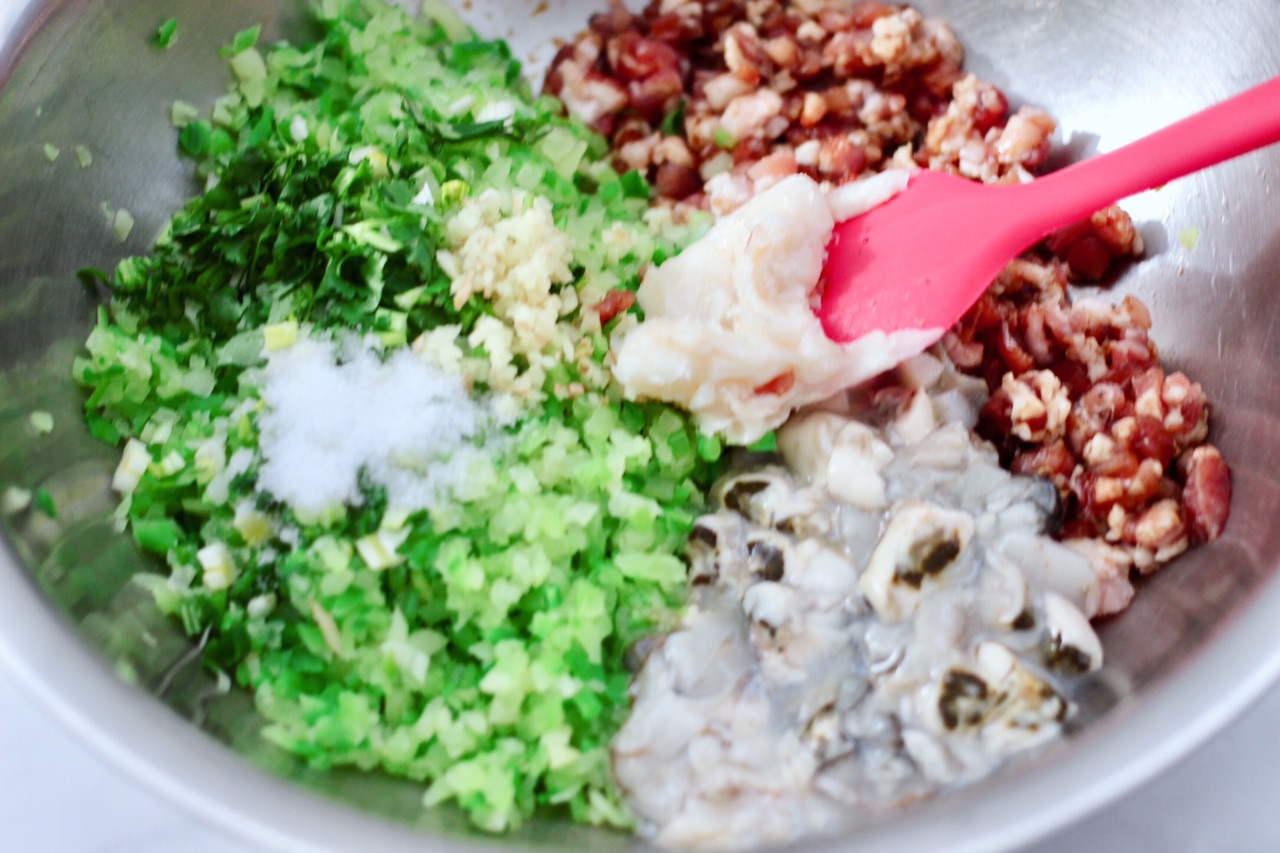 海蛎子肉丁萝卜饺子