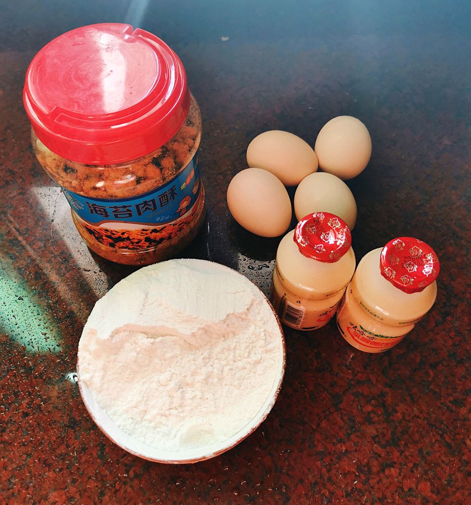 海苔肉松火龙果蛋糕