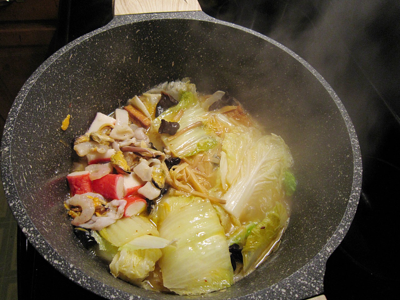 海鲜白菜煲