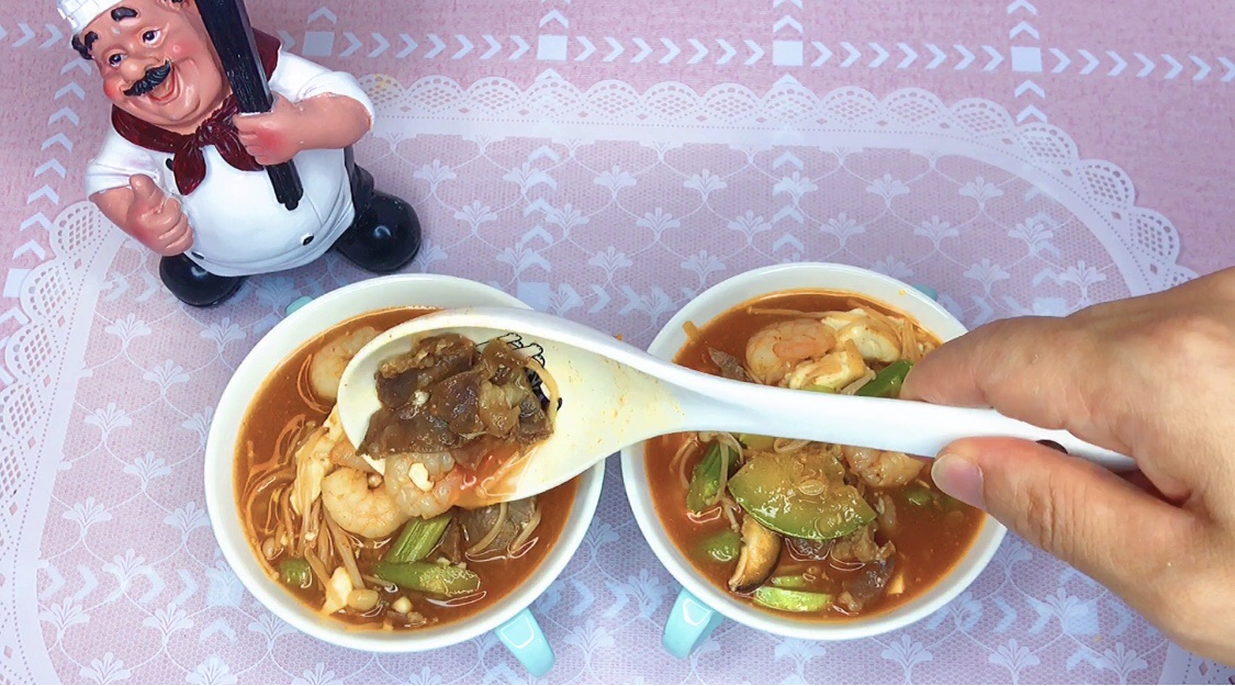 海鲜豆腐辣酱汤