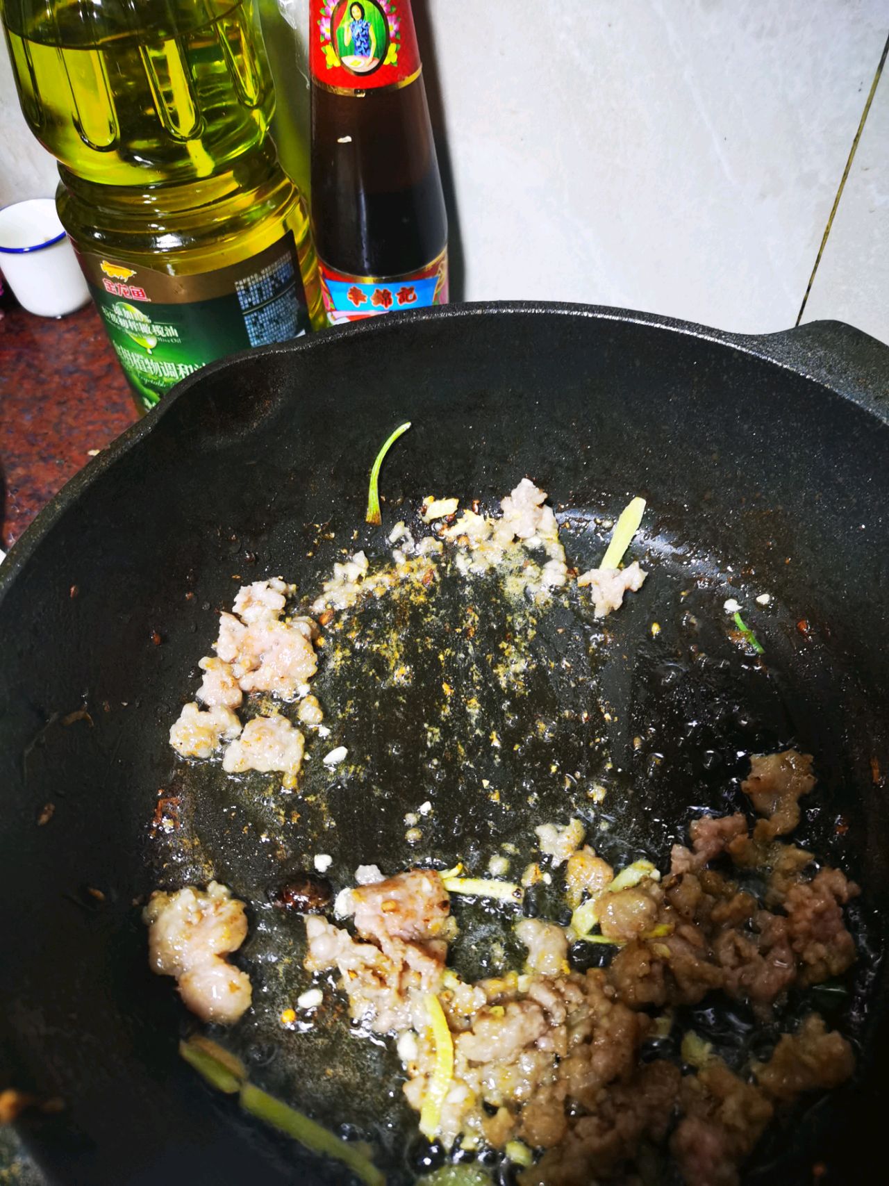 海鲜菇炒肉片