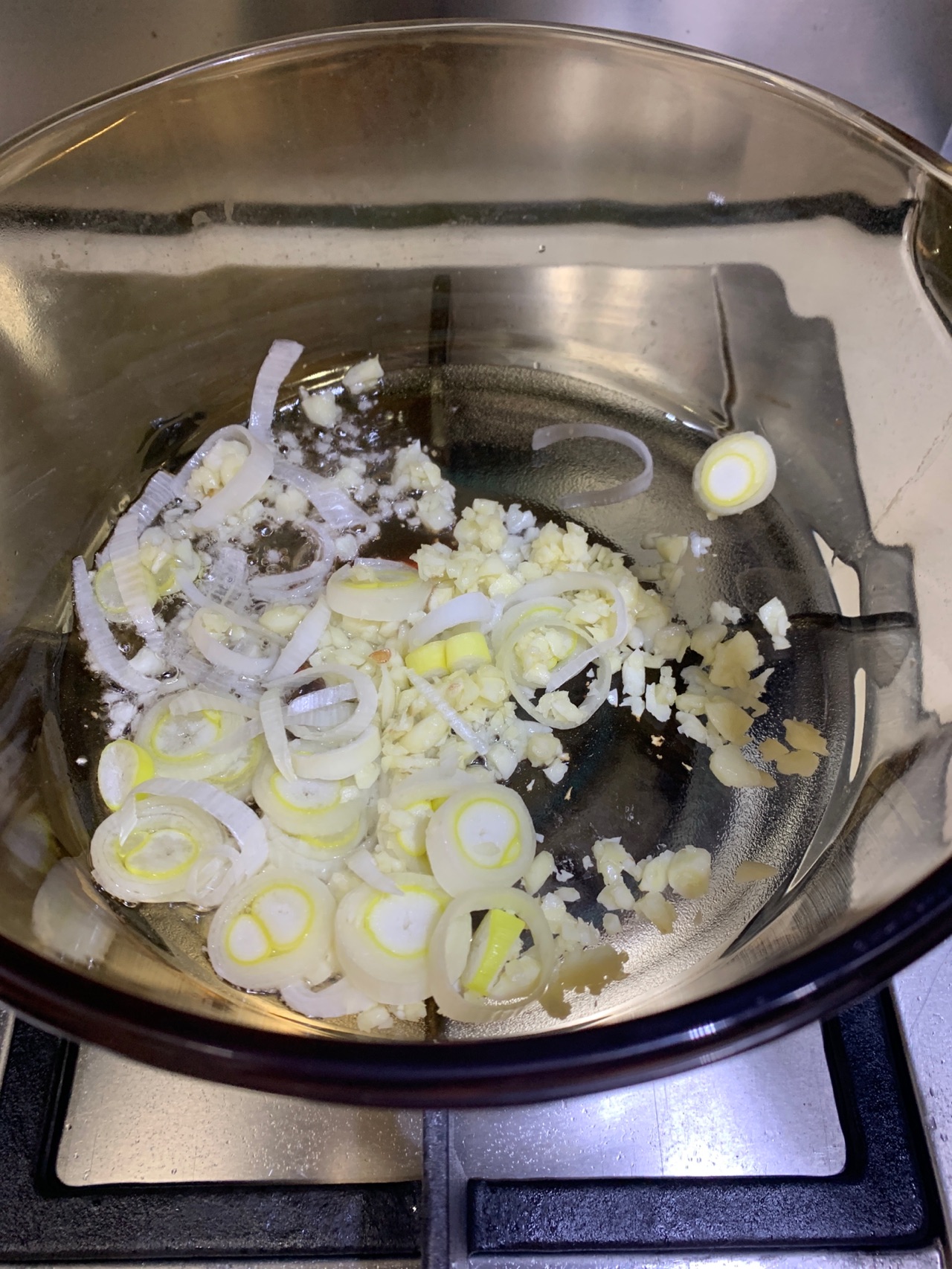 海鲜菇火腿烧豆腐