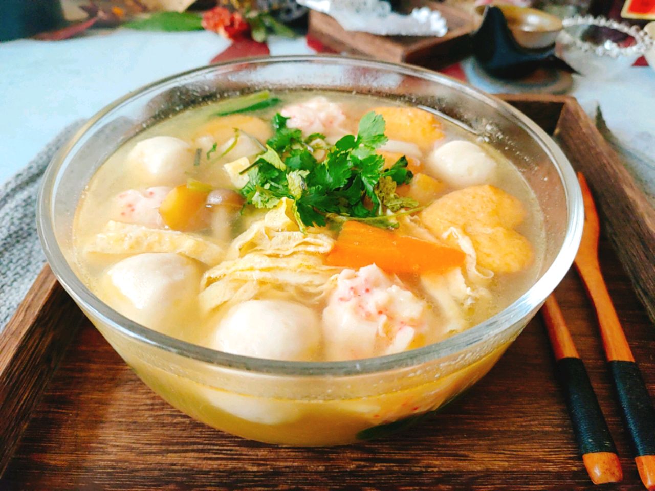 海鲜菇鱼丸汤