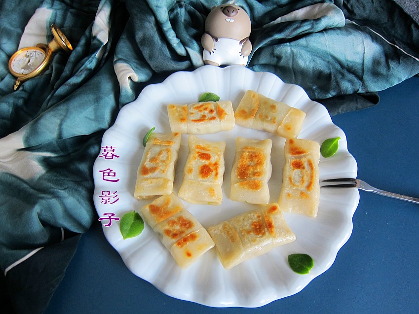 孩子爱吃带馅主食，酥香可口