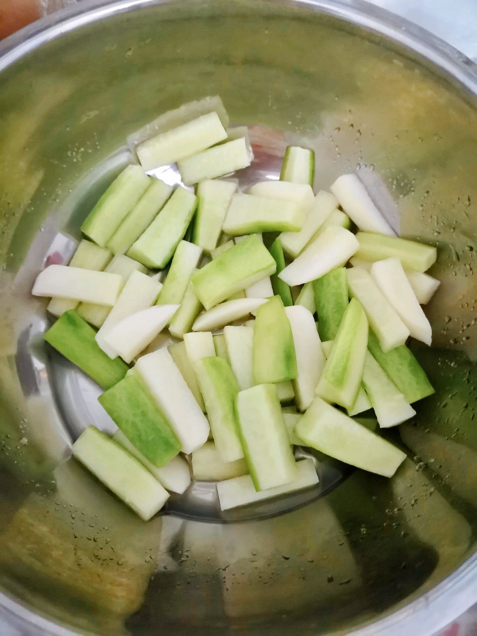 韩式辣萝卜～～思密达