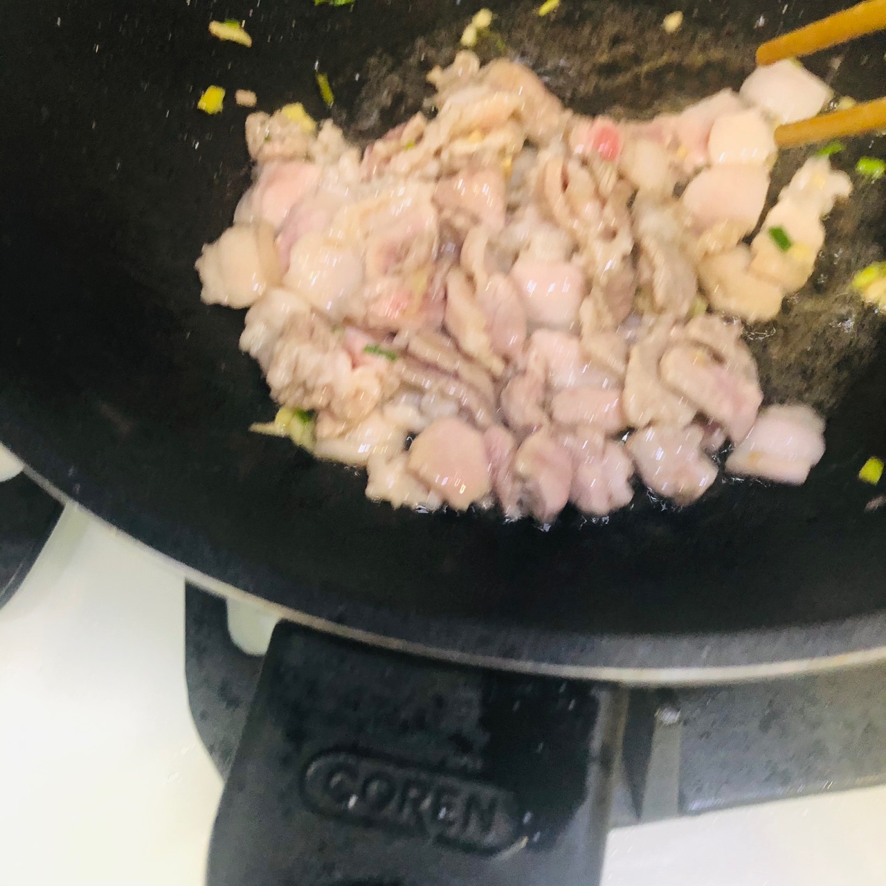 好吃不养眼