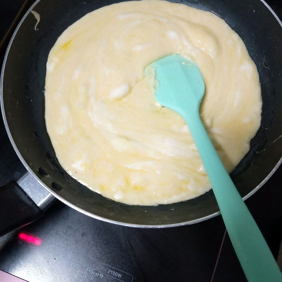 好吃到爆的草莓果干牛轧糖