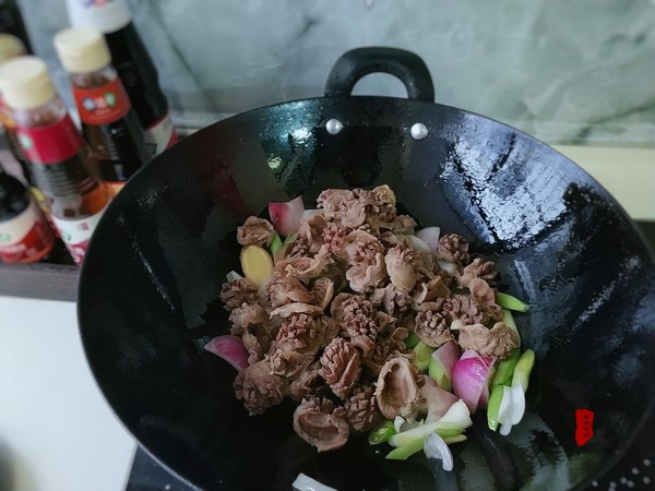 好吃到尖叫的酱爆鸡胗