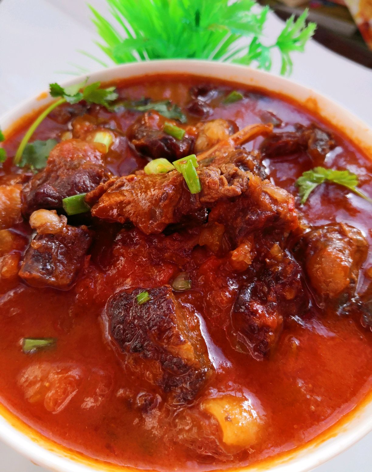 好吃到汤儿都不剩的番茄炖牛腩,营养又美味