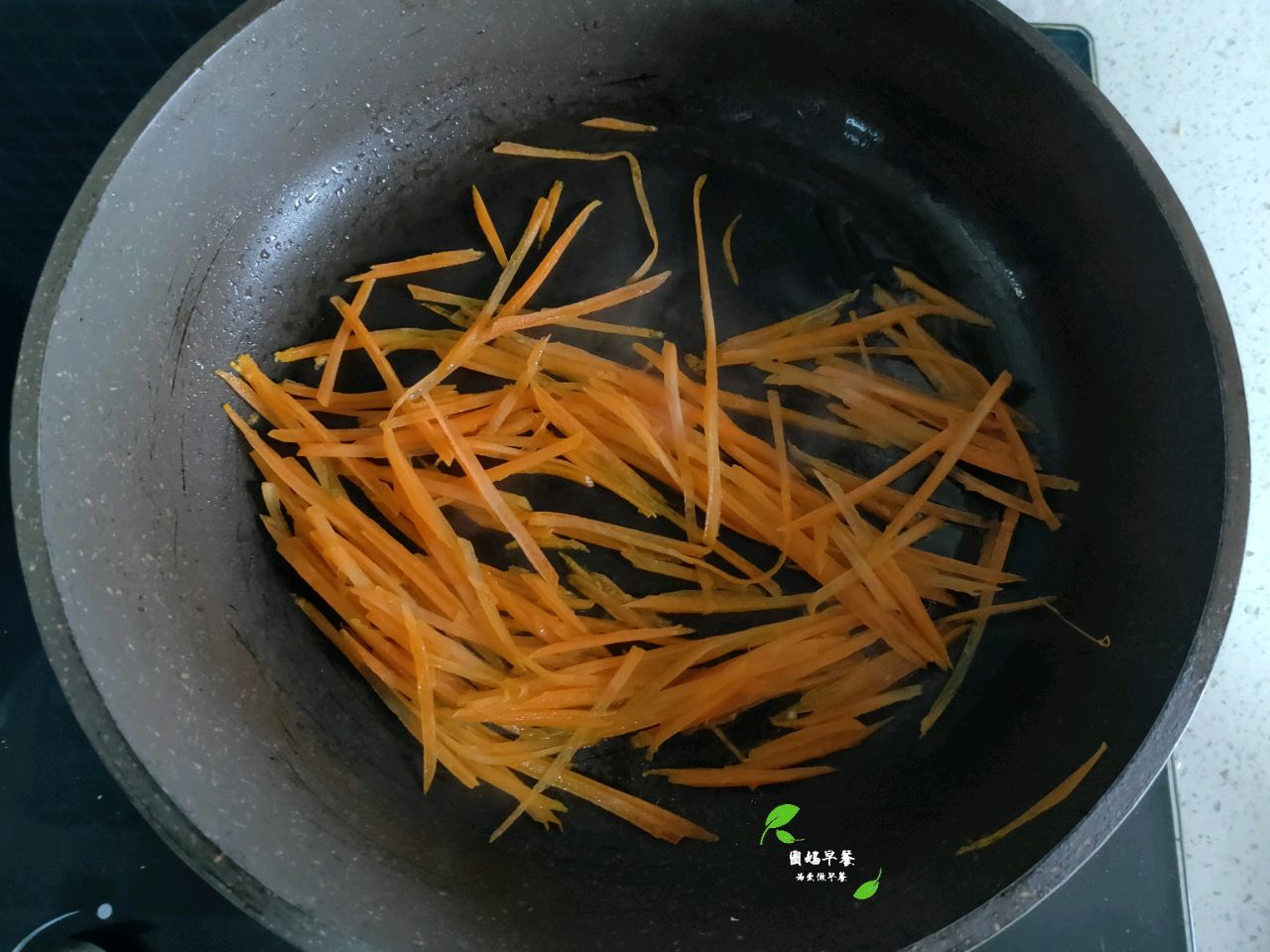 好吃到舔盘的韩式拌面～